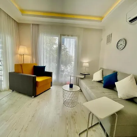 Eglence Merkezine Yakin Harika Bir Ev Apartment *